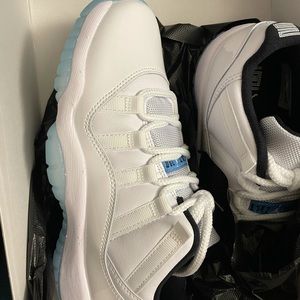 Jordan 11 legend blue